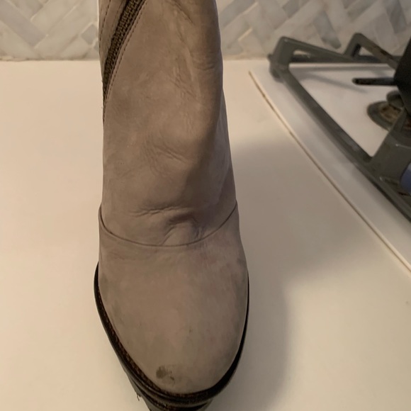 Brian Atwood grey booties with platform - Picture 7 of 8